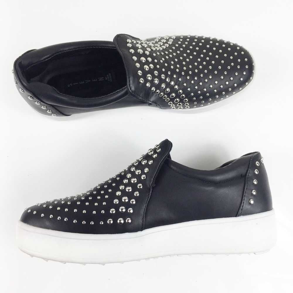 SALE🔥STEVE MADDEN SMASH SLIP ON SNEAKERS🆕 - Picture 2 of 6